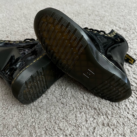 Dr. Martens Shoes Womens Size 5 Zavala Black Patent Leather Boots - Picture 10 of 10